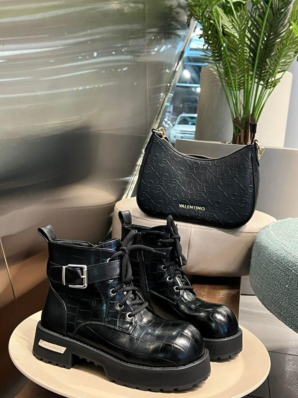 женские ботинки,,модные ботинки,ботинки на платформе,женские лакированные ботинки с пряжкой