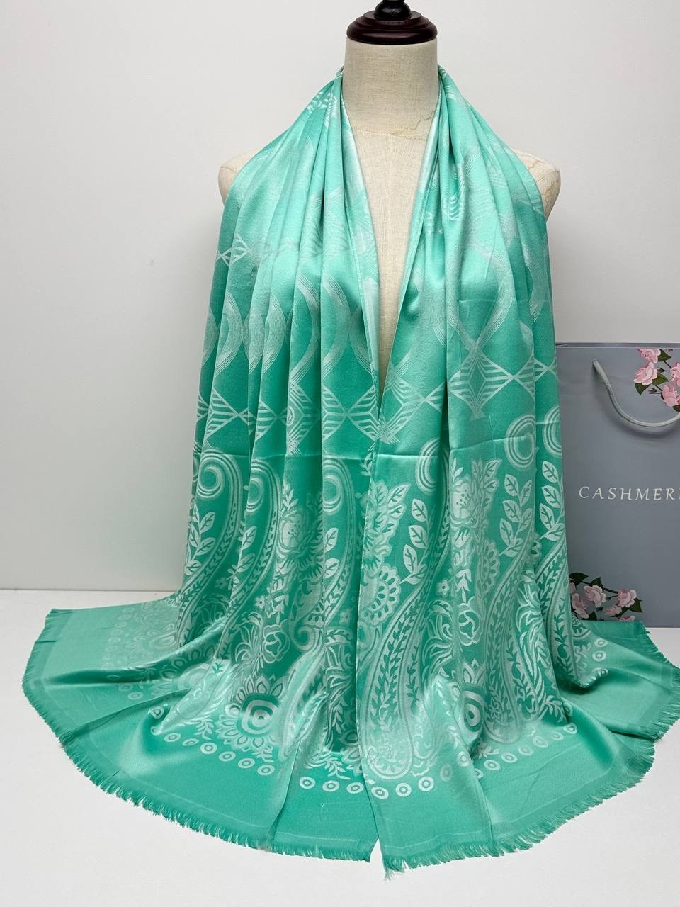 палантин женские,палантин,палантин из шелка,шелковый палантин,платок палантин