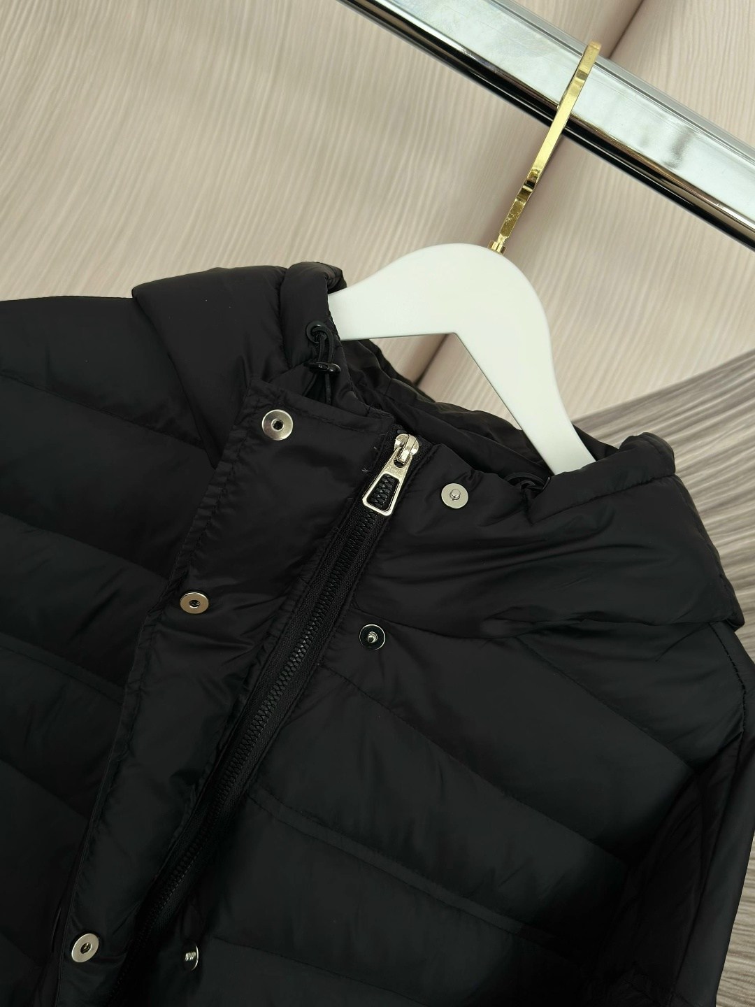 демисезонная куртка,куртка демисезонная женская,куртка,стильная куртка,женская куртка