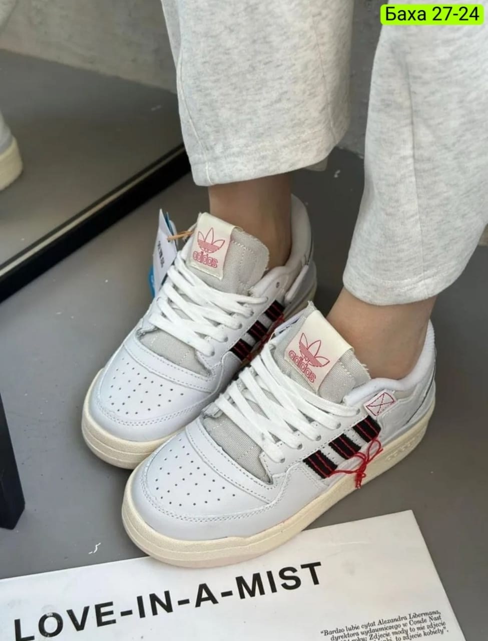 кроссовки adidas,кроссовки женские adidas,кроссовки,женские кроссовки,кроссовки адидас