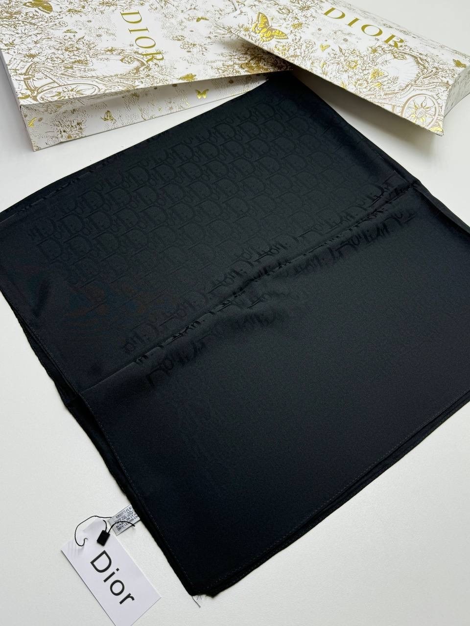 платки диор,шарфы диор женские,платки шарф,палантин женские,платок карманный