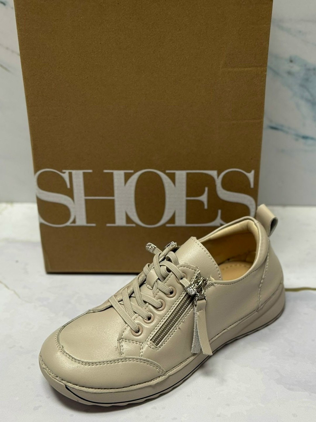 ,обуви,женская ,полуботинки женские,мегатоп женские кроссовки