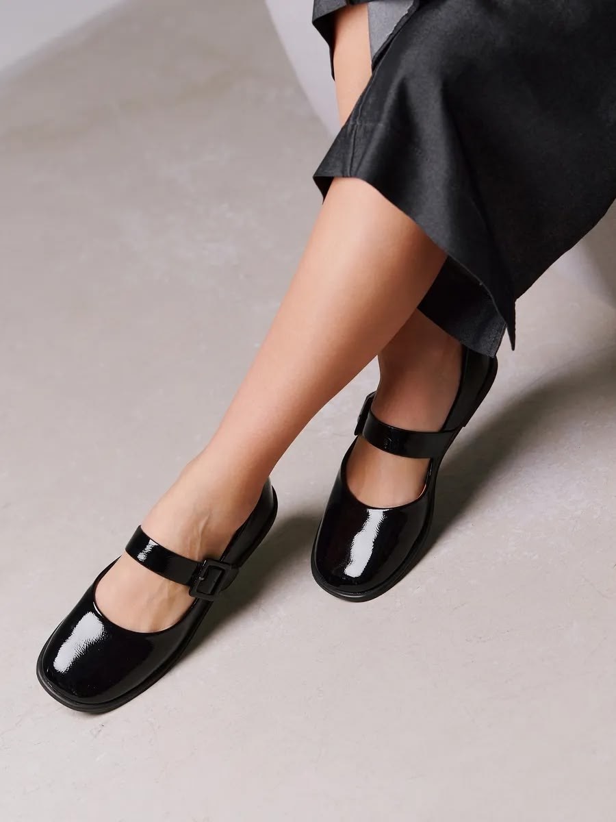 ,женская ,балетки женские,балетки с ремешками,балетки