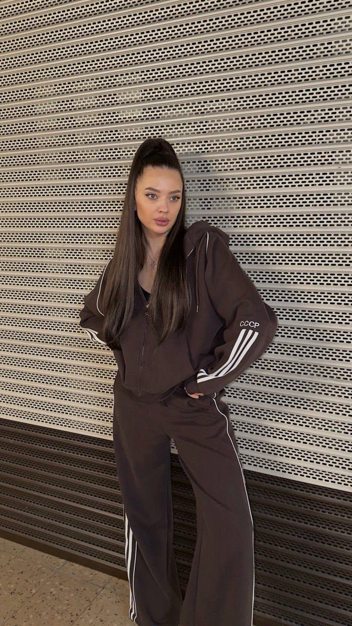 женский спортивный костюм,спортивный костюм,стильный спортивный костюм,женский костюм,велюровый спортивный костюм