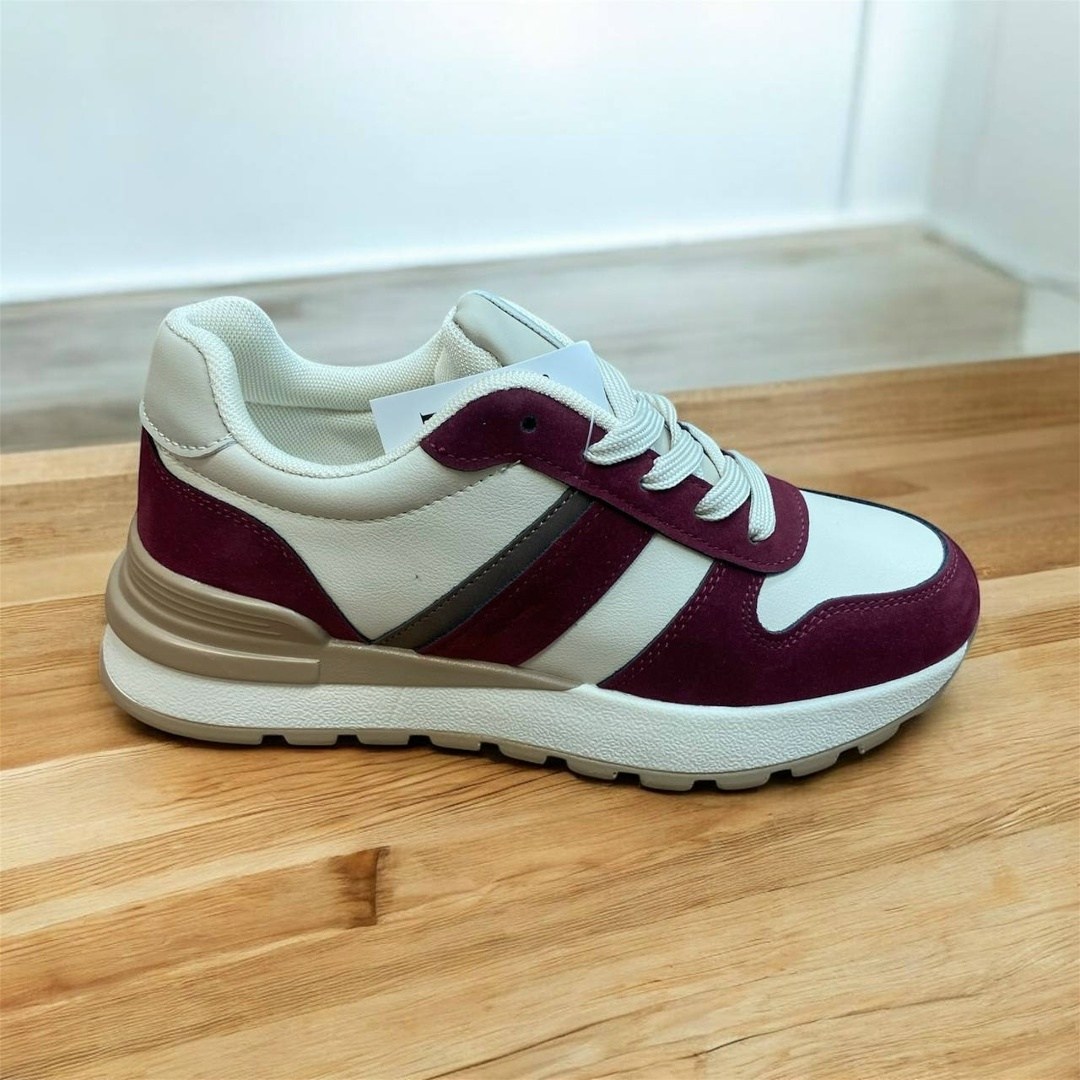 ,женские кроссовки,кроссовки модные,бордовые кроссовки,кроссы женские