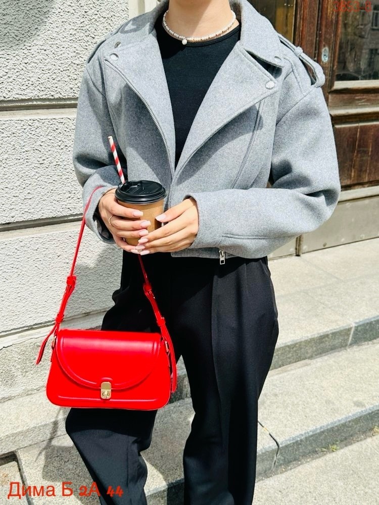 косуха куртка укороченная оверсайз из ткани цвет светло-серый,куртка косуха,куртка косуха женская,женская косуха,женская куртка