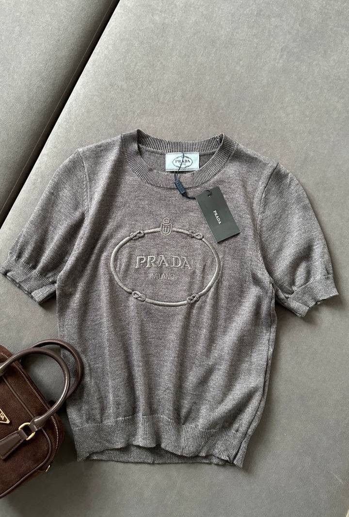 свитер prada,свитер prada женский,брендовые вещи,кофта прада,футболка prada