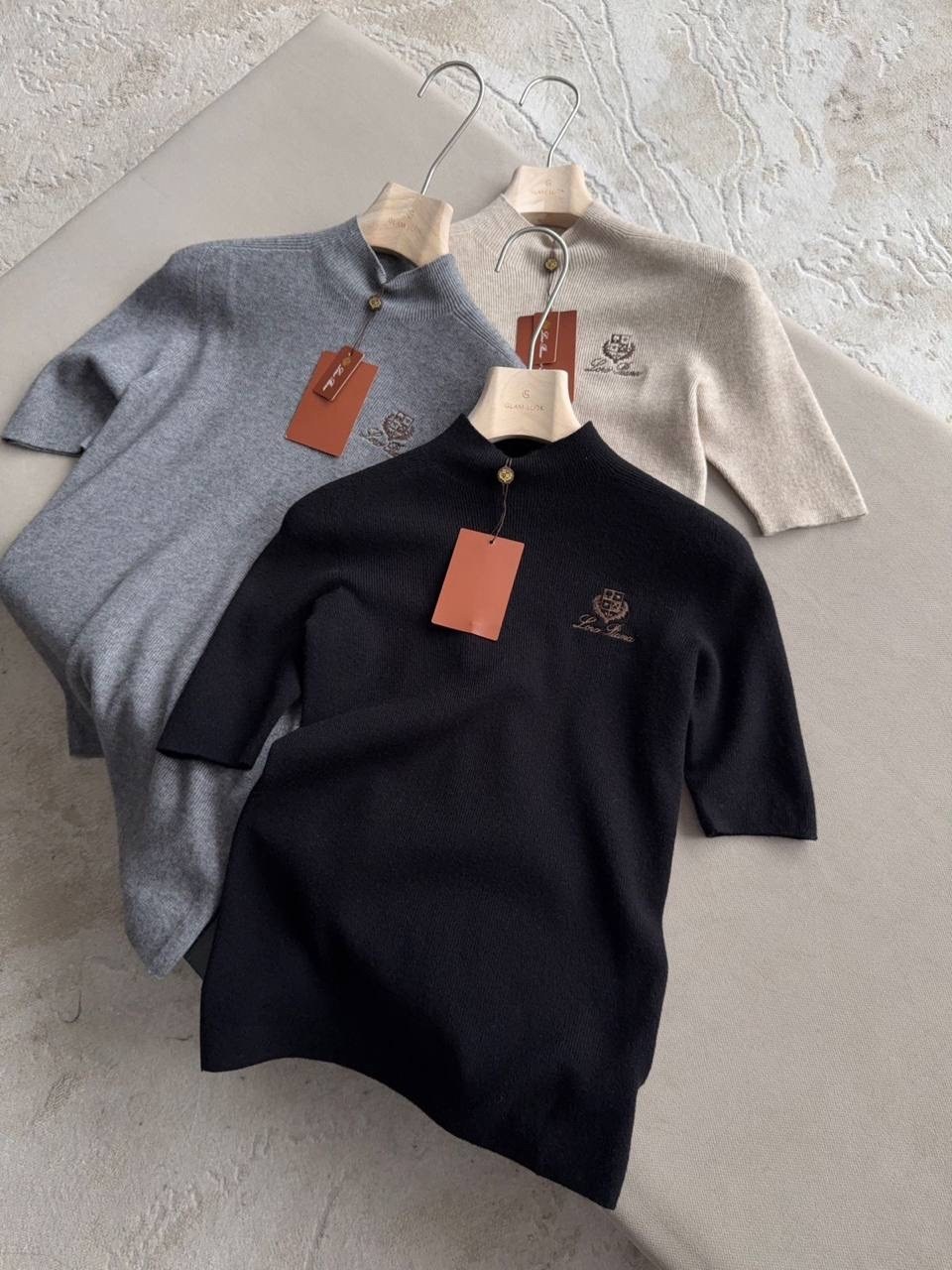 женская водолазка,джемпер черный,водолазка elisabetta franchi черный,футболки женская,черный женский джемпер