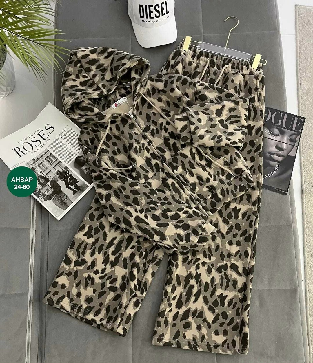 костюмы брючные,костюм на флисе,костюм женский тёплый,женский костюм на флисе,леопардовые костюмы