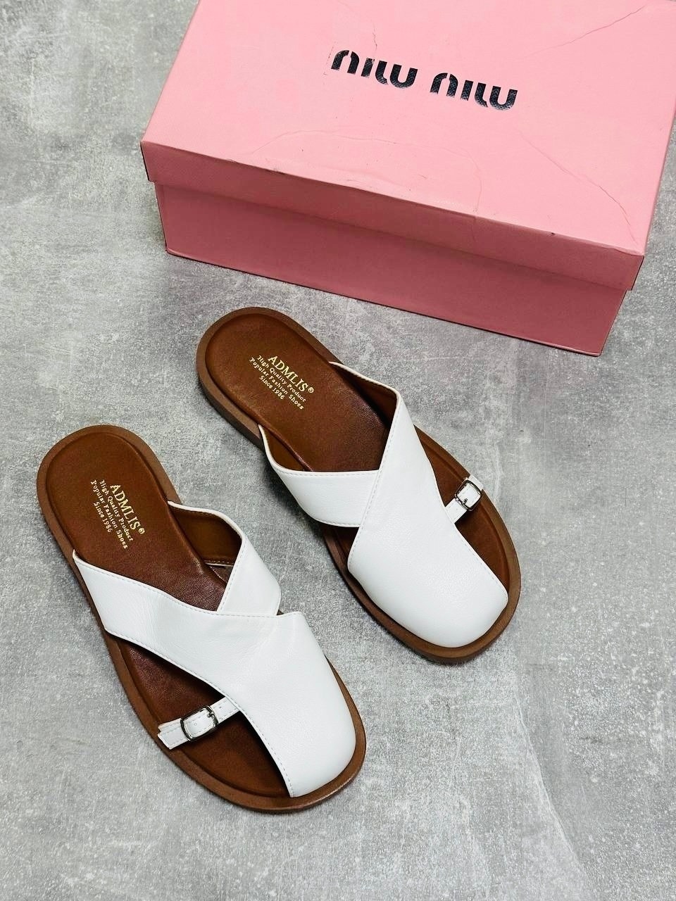 ,женские шлепанцы,шлепки женские,шлепанцы лоро пиано,шлепанцы летние