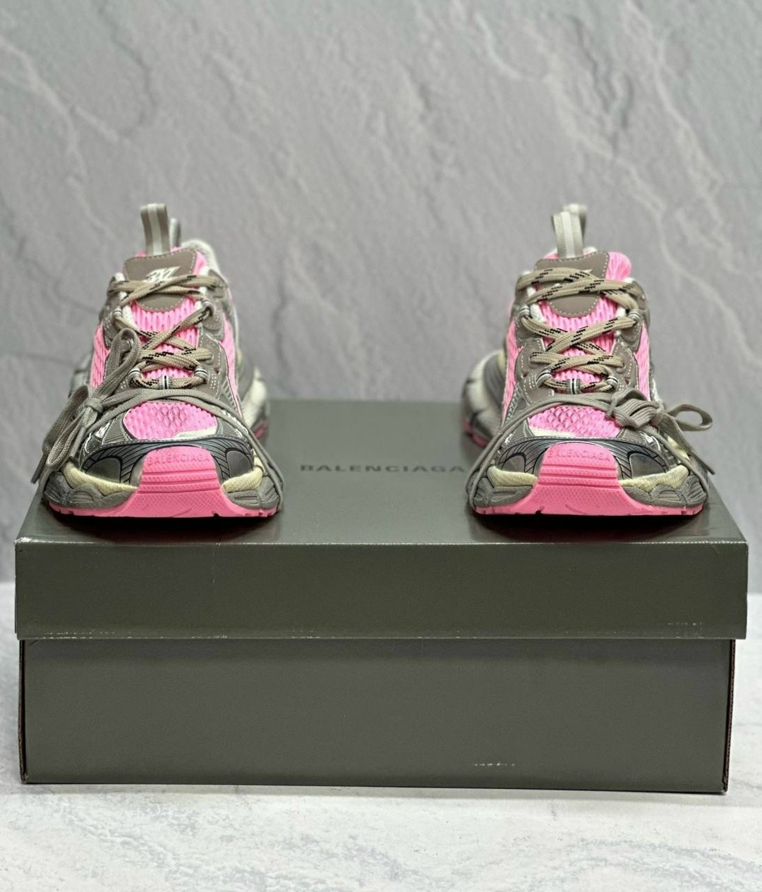 серо-розовые женские кроссовки 3xl balenciaga,женские кроссовки balenciaga,кроссовки balenciaga,женские кроссовки balenciaga 3xl серебристые с розовым,кроссовки balenciaga 3xl chunky розовый серый