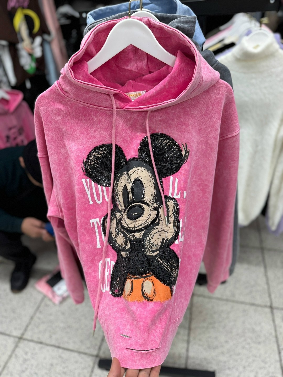 свитшот микки маус рваный оверсайз seza.brand,толстовка женская,женская кофта,кофта варенка оверсайз с принтом микки маусом,кофта худи