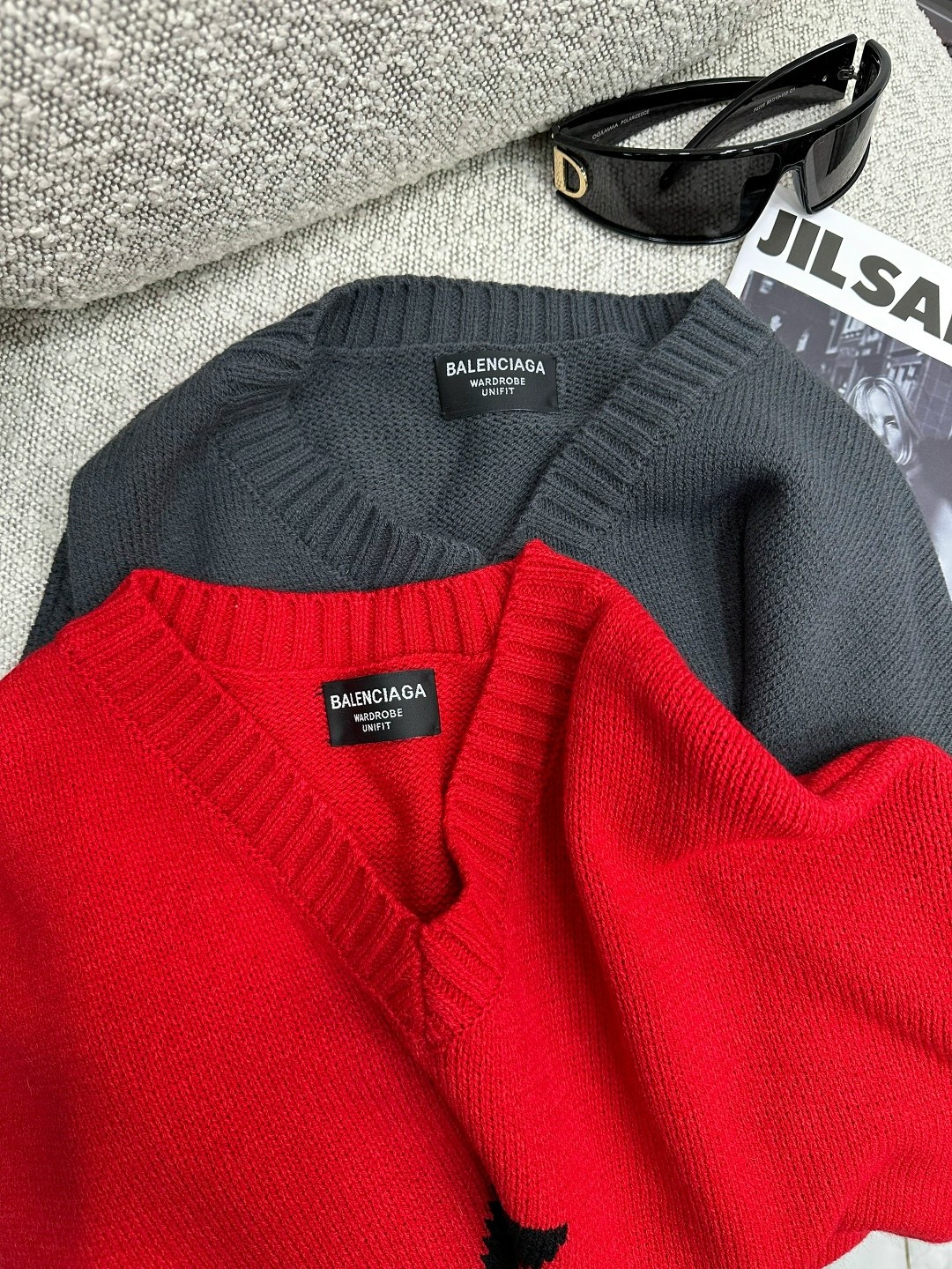 баленсиага свитер,баленсиага красная толстовка,свитер баленсиага мужской,свитер balenciaga,красный свитер баленсиага