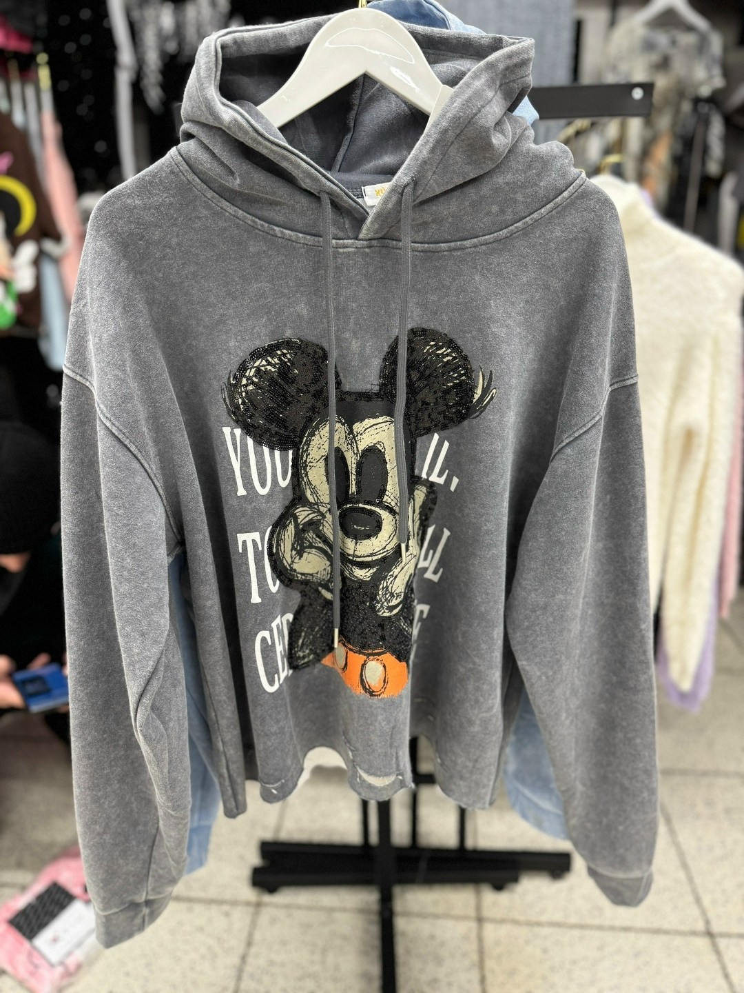 свитшот микки маус рваный оверсайз seza.brand,толстовка женская,женская кофта,кофта варенка оверсайз с принтом микки маусом,кофта худи