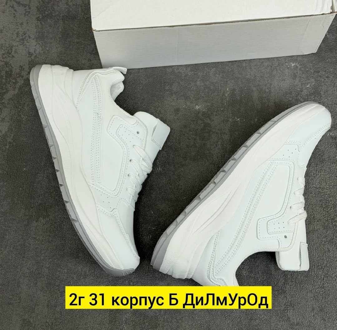 женские кроссовки,белые кроссовки,белые кроссовки женские,кроссовки,повседневные кроссовки