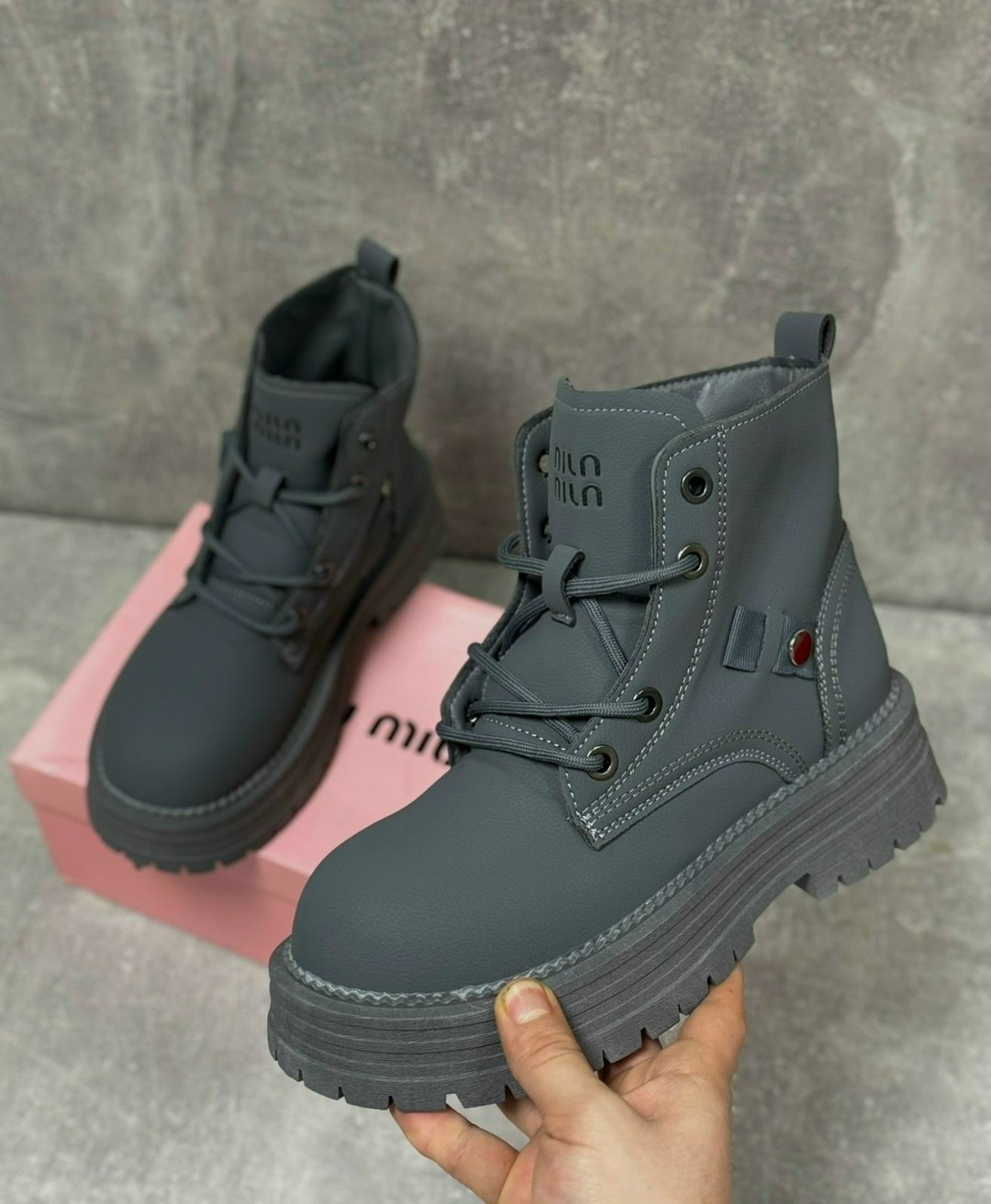 ,ботинки замшевые miu miu,женские ботинки,ботинки замш,модные ботинки