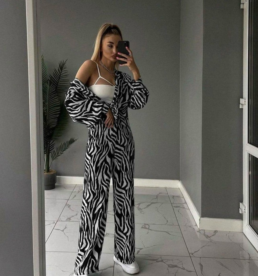 костюм с брюками,женские костюмы,костюмы комплекты,брючные женские костюмы,костюм со штанами