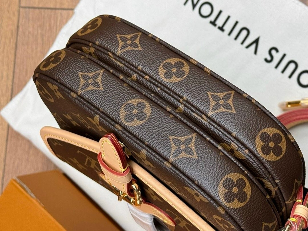 louis vuitton сумка на плечо,сумка louis vuitton женская,сумка louis vuitton,сумка через плечо louis vuitton,сумка на плечо louis vuitton lv