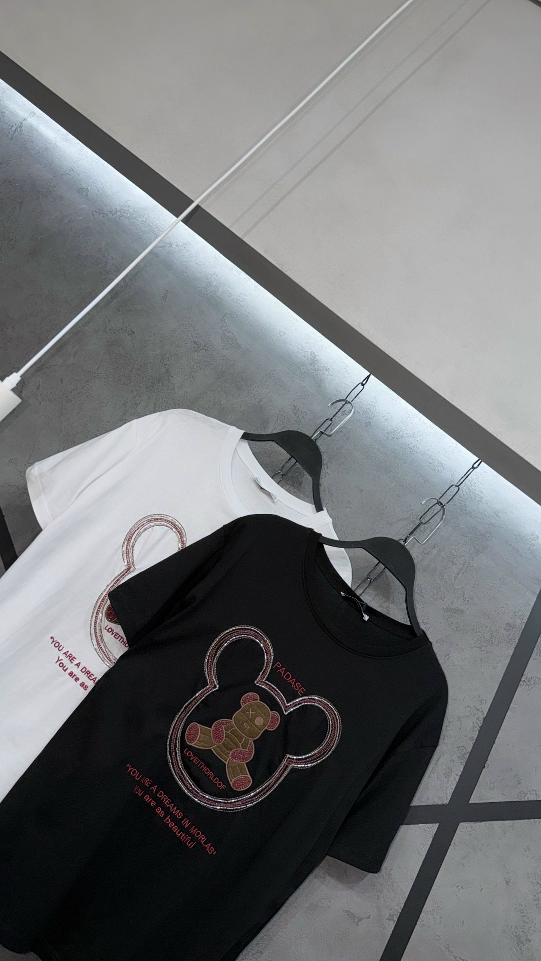 футболка с рисунком,футболки модные,стиль футболка,брендовые футболки,футболка с мишками