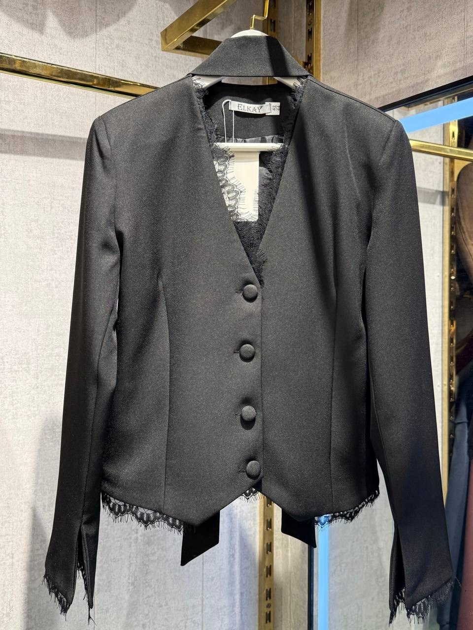 платье пиджак с кружевом,блейзер с кружевом,платье пиджак с гипюром,атласная юбка,пиджак с гипюром