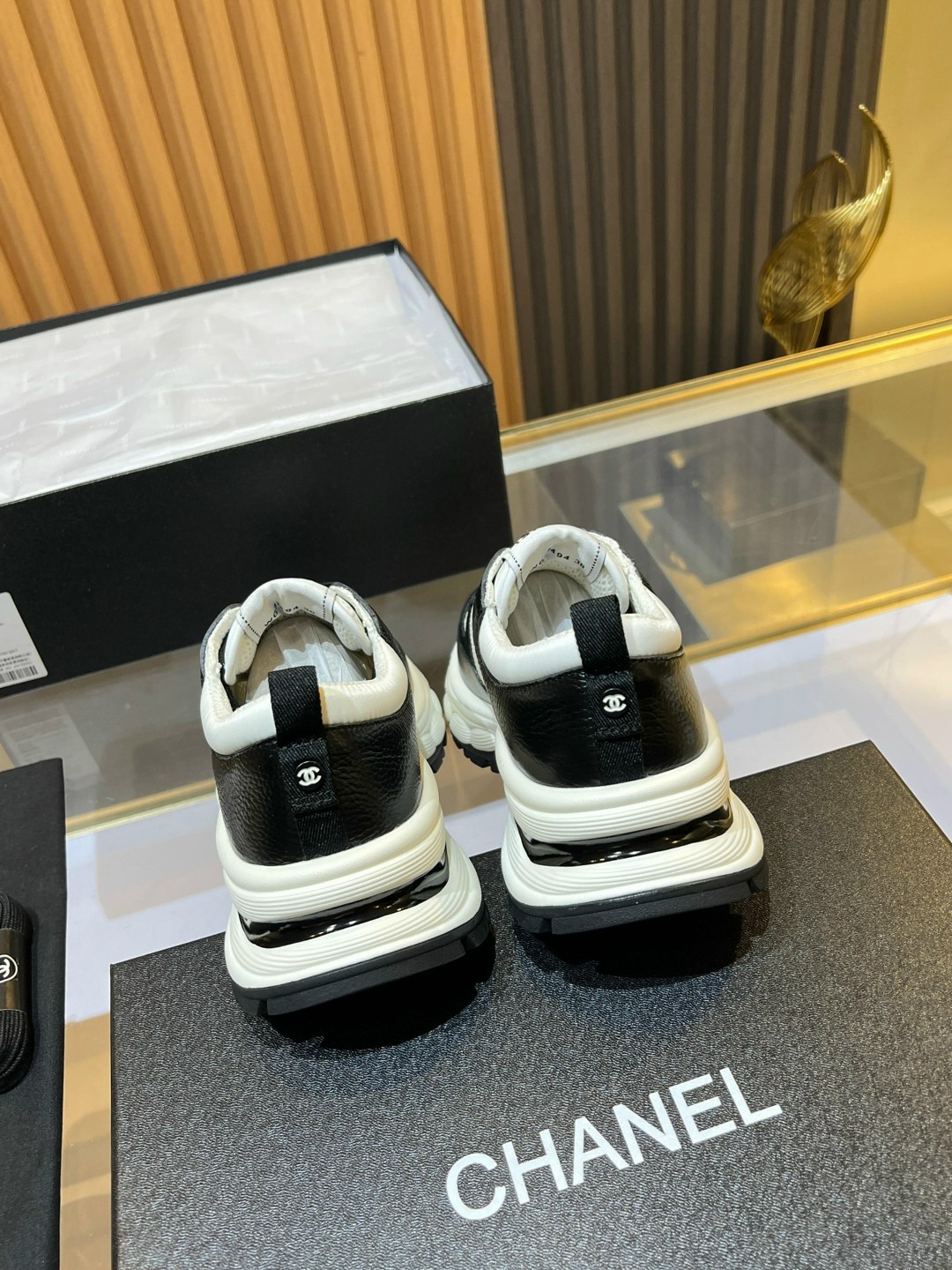 chanel кроссовки,женские брендовые кожаные кроссовки chanel premium,кроссовки женские chanel,chanel кроссовки женские премиум,брендовые кроссовки chanel