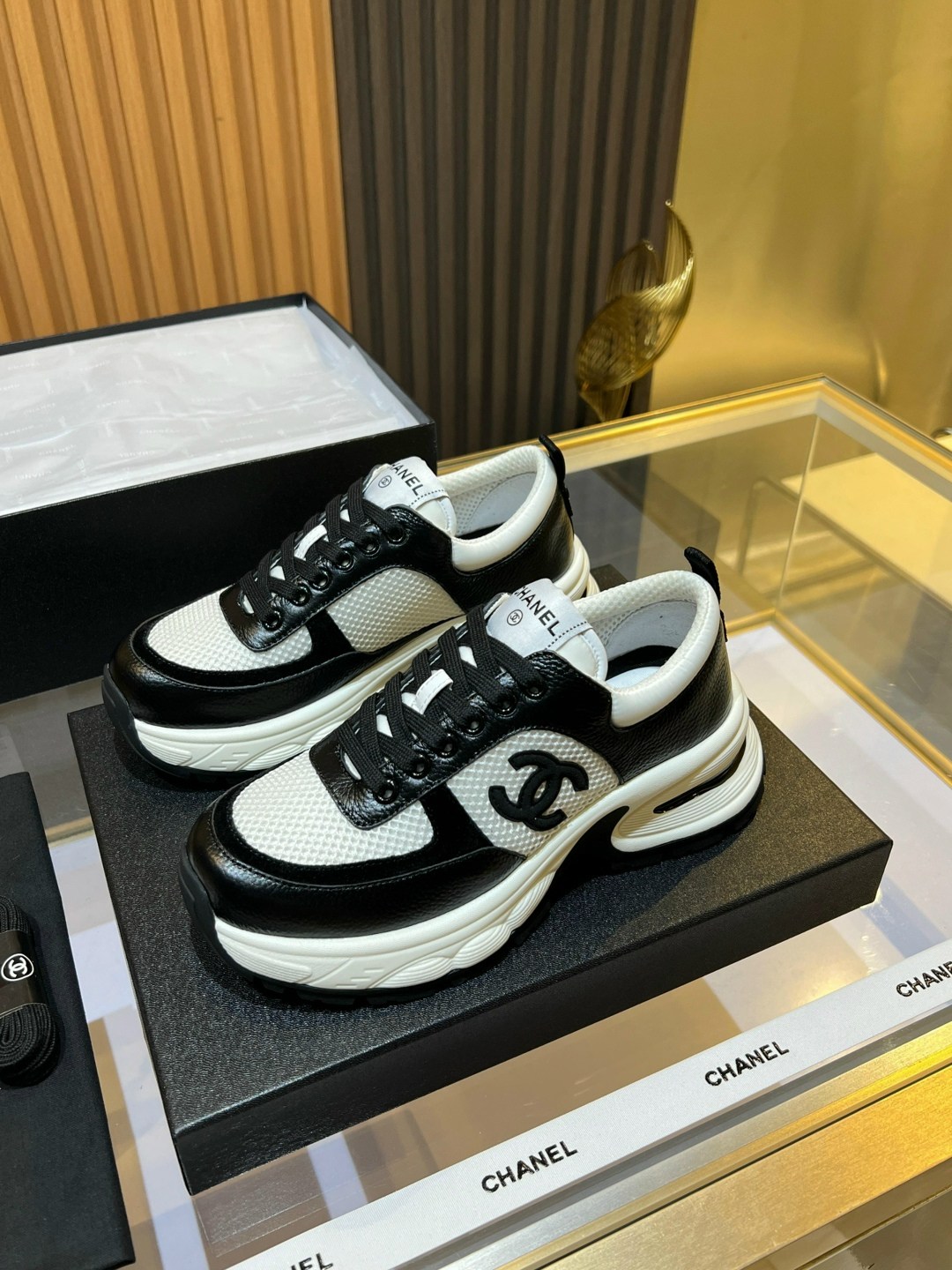 chanel кроссовки,женские брендовые кожаные кроссовки chanel premium,кроссовки женские chanel,chanel кроссовки женские премиум,брендовые кроссовки chanel