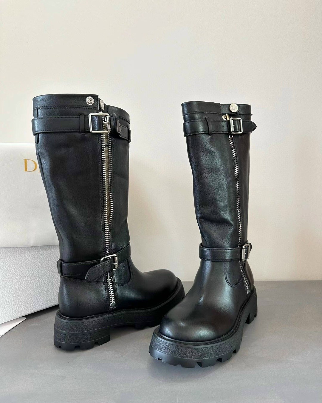 женские сапоги,сапоги диор,сапоги,,сапоги christian dior