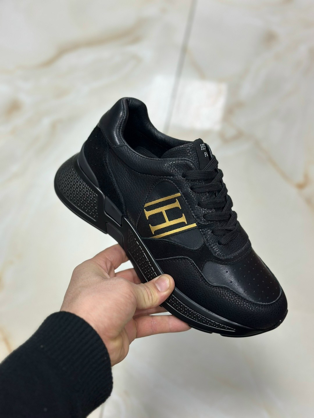 кроссовки fendi,кроссовки гермес мужские,,кроссовки женские,кроссовки фенди мужские