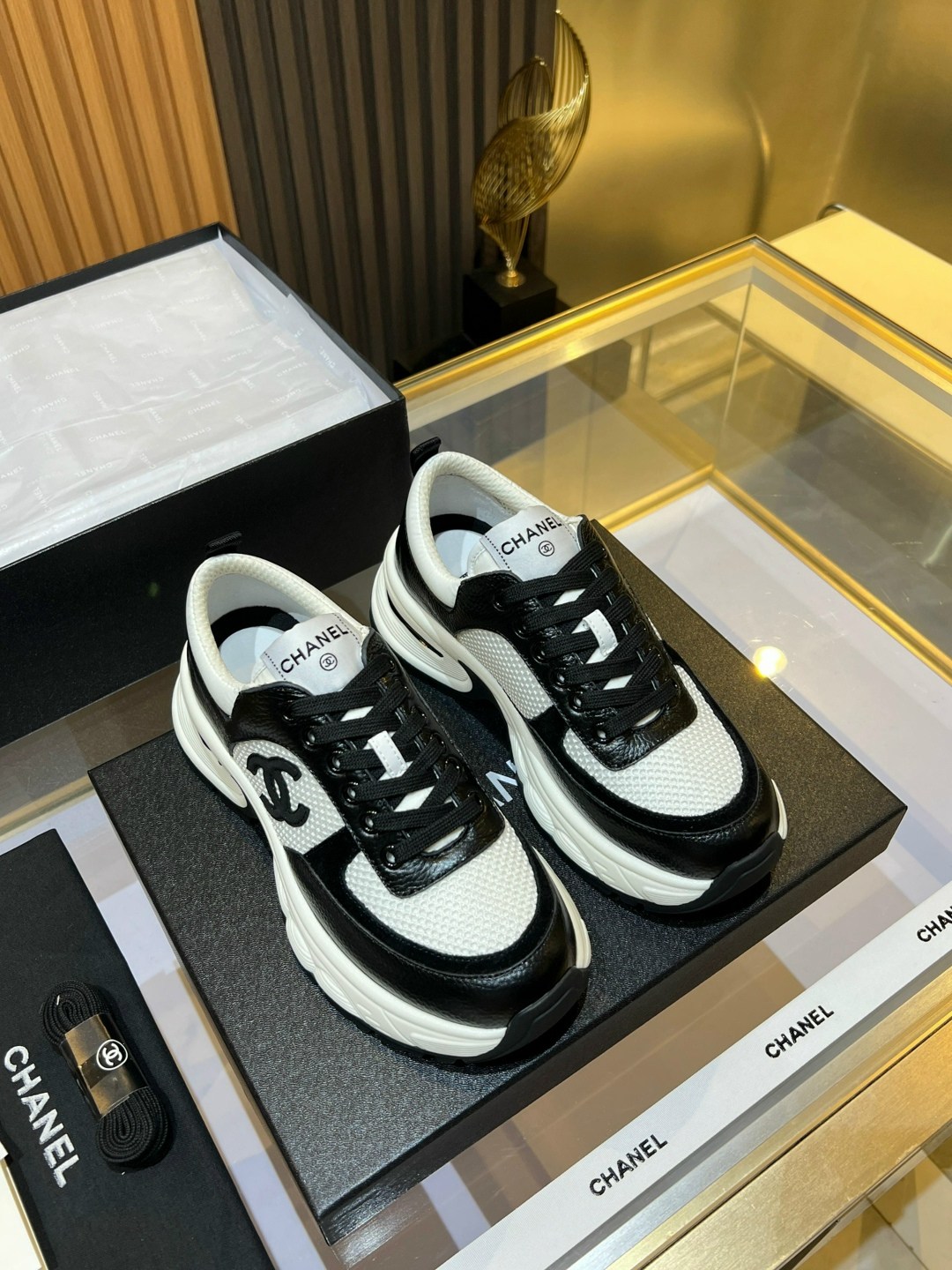 chanel кроссовки,женские брендовые кожаные кроссовки chanel premium,кроссовки женские chanel,chanel кроссовки женские премиум,брендовые кроссовки chanel