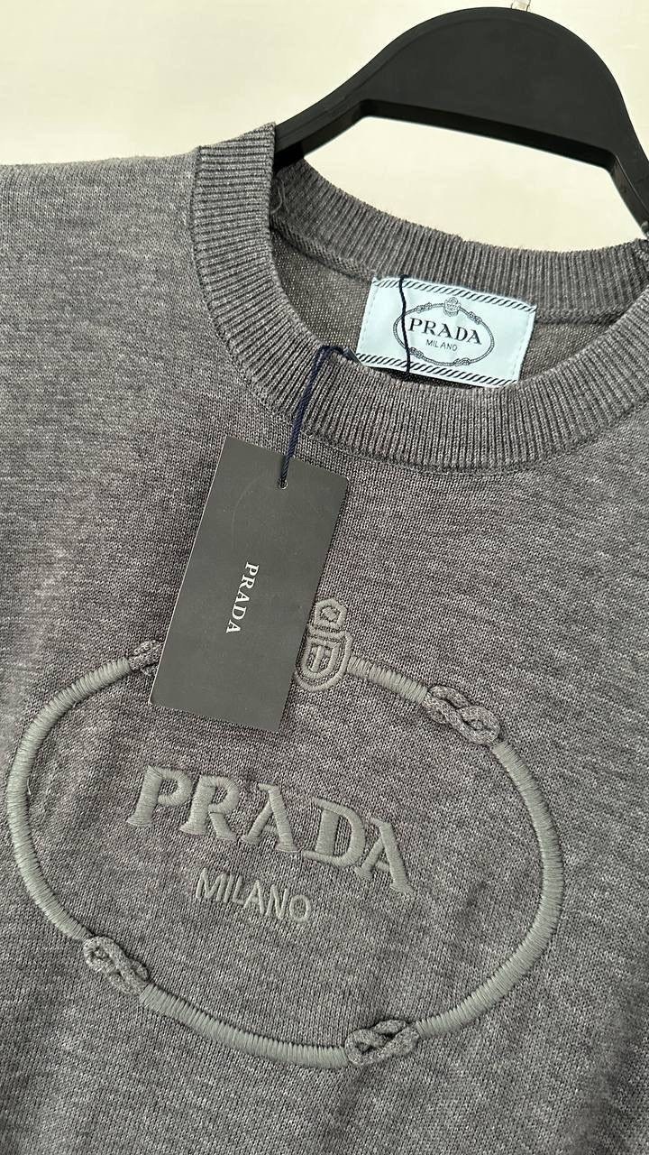 свитер prada,свитер prada женский,брендовые вещи,кофта прада,футболка prada