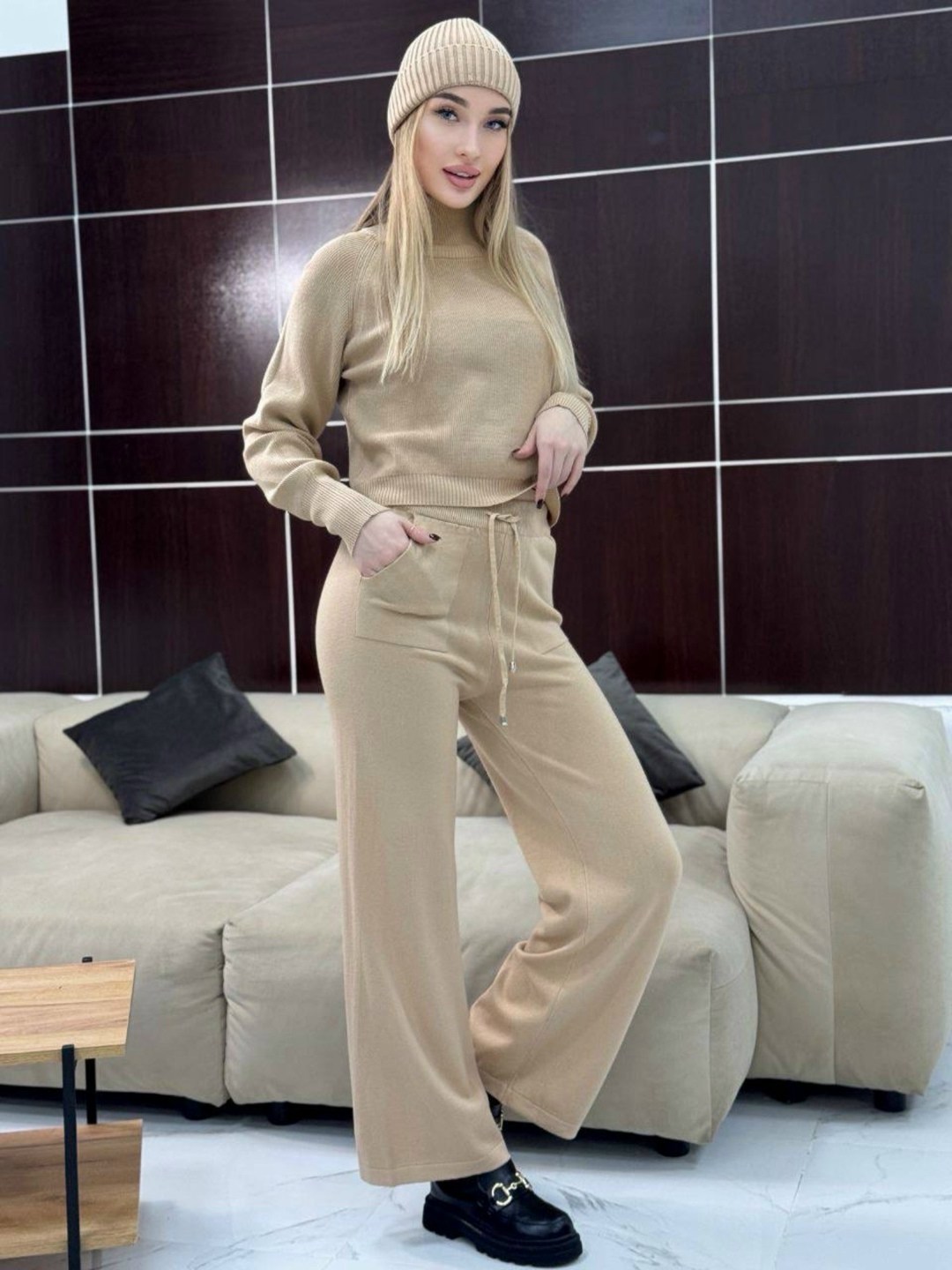 трикотажный костюм,костюм с кашемиром,костюм тройка: джемпер, брюки, шапка,вязаные костюмы,женский трикотажный костюм