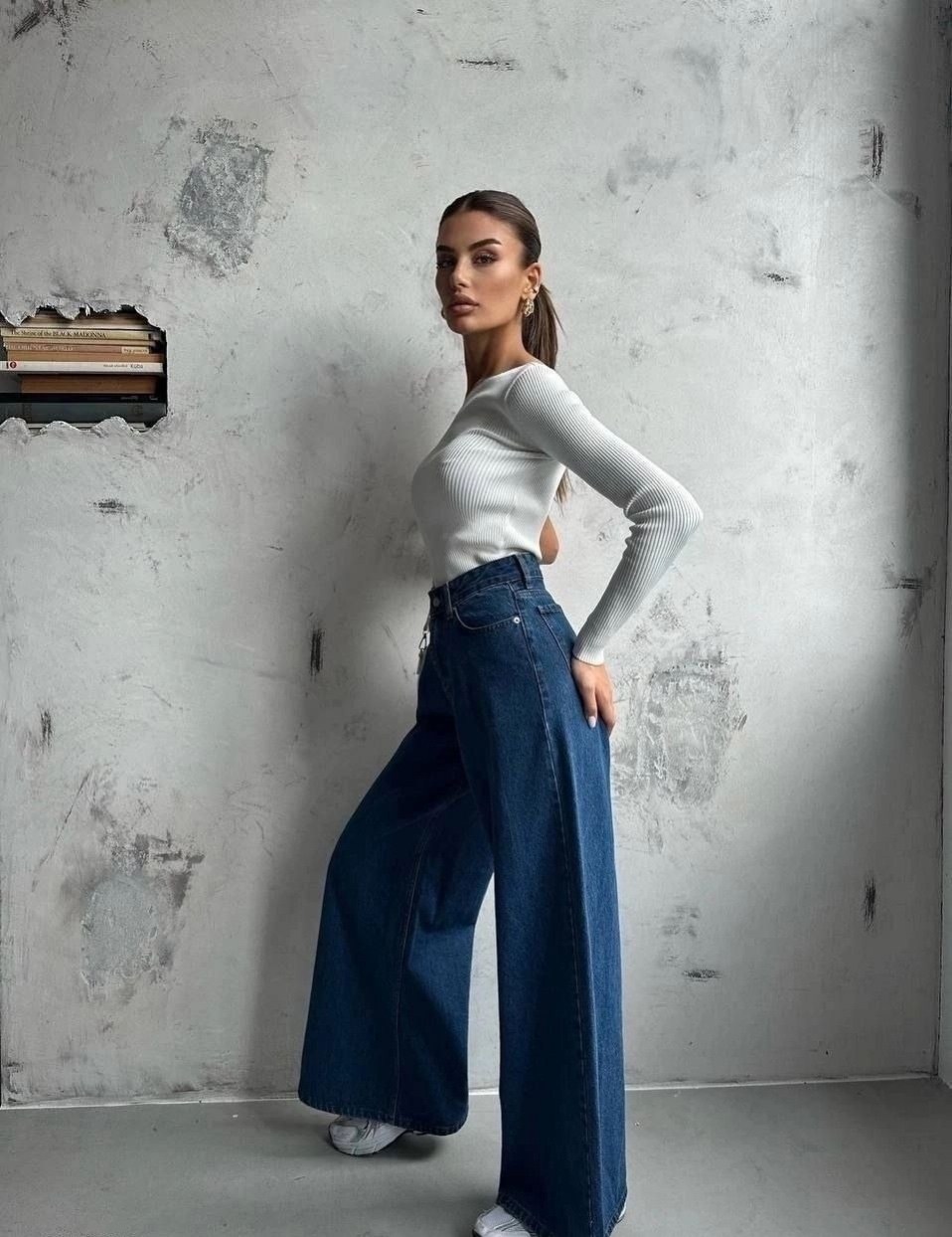 стильные джинсы,джинсы трубы,женские джинсы,джинсы женские клеш,джинсы брюки