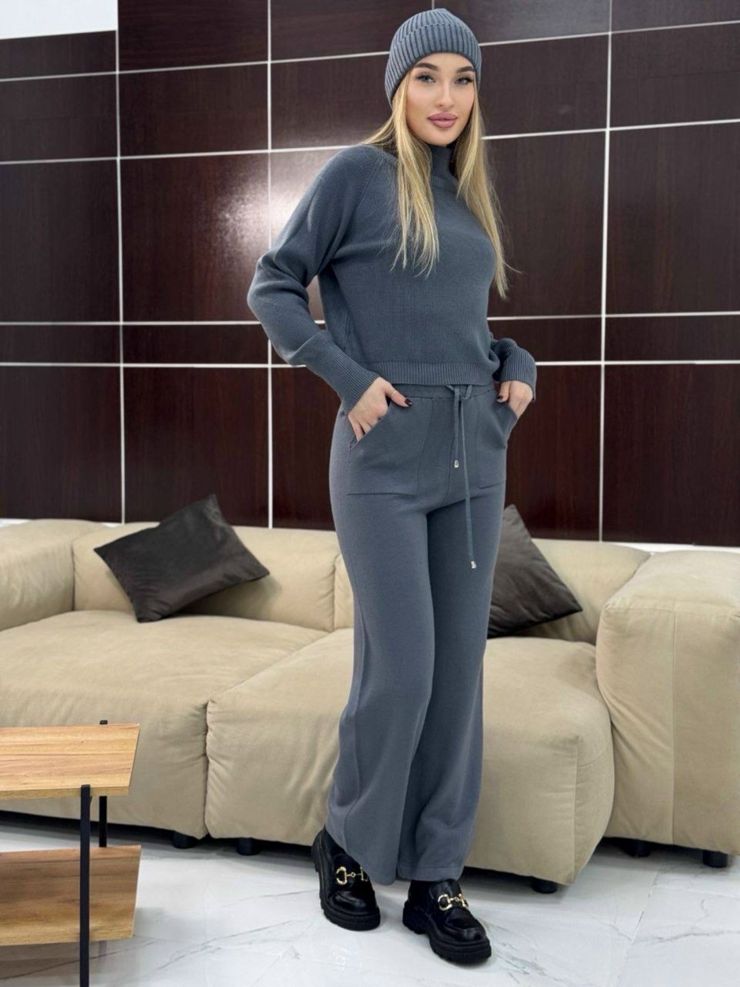 трикотажный костюм,костюм с кашемиром,костюм тройка: джемпер, брюки, шапка,вязаные костюмы,женский трикотажный костюм