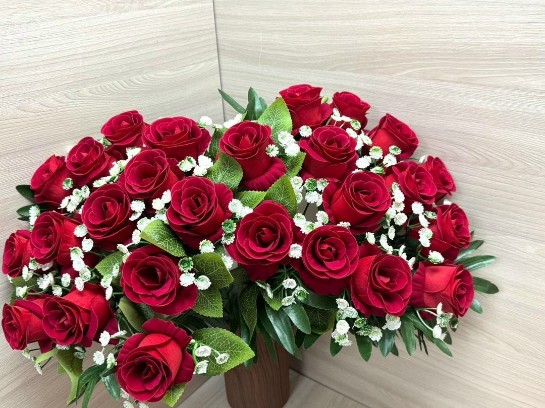 букет,красивая букет,красные розы с гипсофилой,букет красных роз,розы для декора