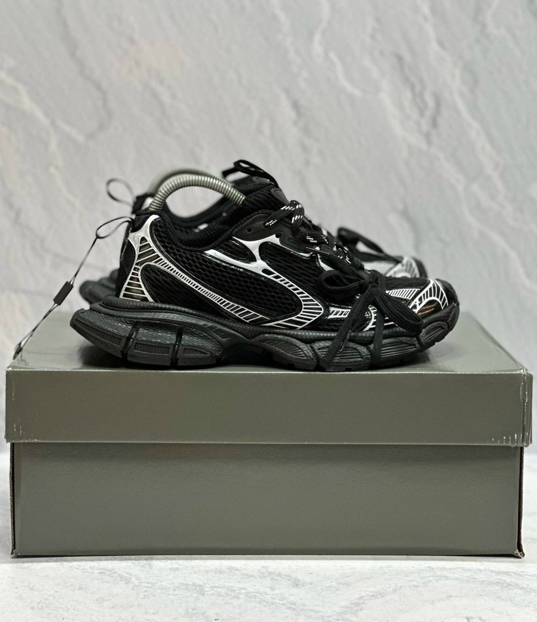 мужские черные кроссовки balenciaga track 2,мужские массивные кроссовки balenciaga 3xl черный/серебряный,кроссовки 3xl balenciaga черный,кроссовки balenciaga 3xl worn-out black silver,кроссовки balenc