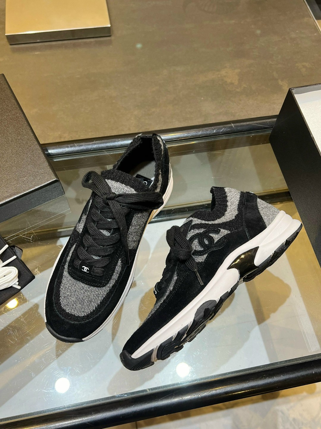 женские кроссовки chanel,chanel кроссовки,,кроссовки женскиe,брендовые кроссовки женские