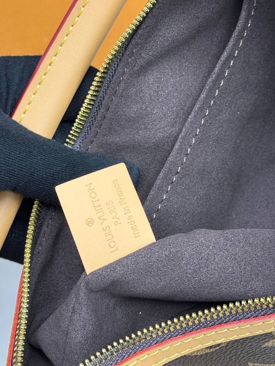 сумка женская louis vuitton,сумкa louis vuitton,сумка луи виттон полумесяц,сумка на плечо louis vuitton,louis vuitton сумка полумесяц на плечо