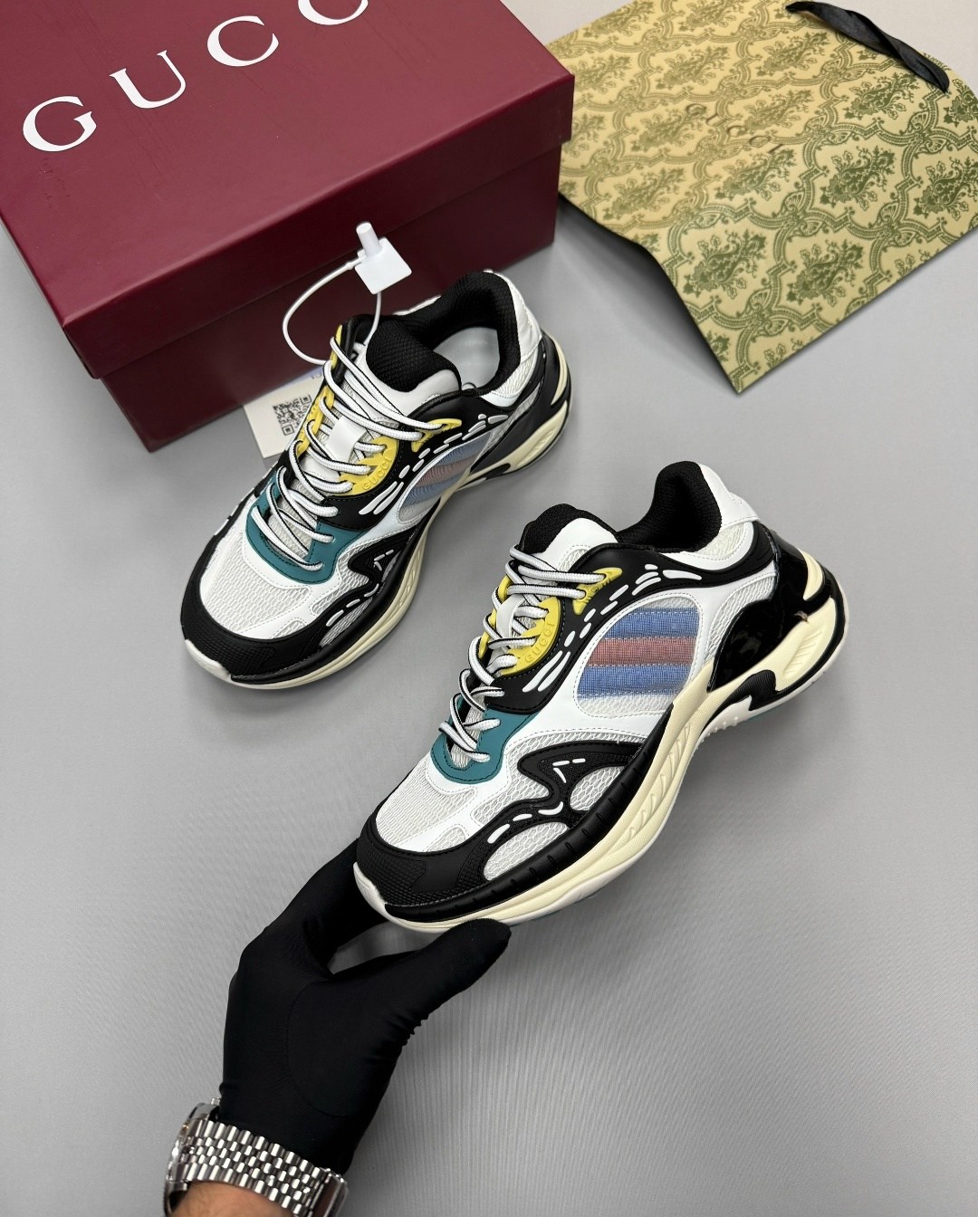 кроссовки gucci,кроссовки женские гуччи,кроссовки женские gucci,гуччи кроссовки,баленсиага гуччи кроссовки