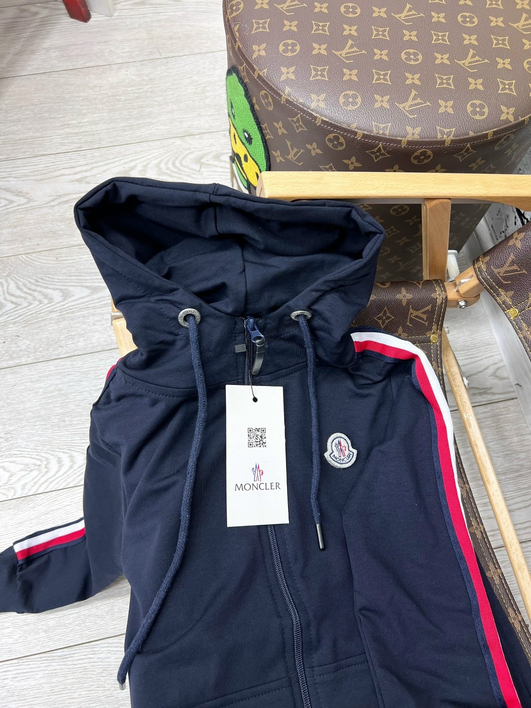 костюм спортивный moncler,монклер спортивный костюм,костюм moncler мужской,монклер спортивные костюмы мужские,спортивный костюм moncler синий m