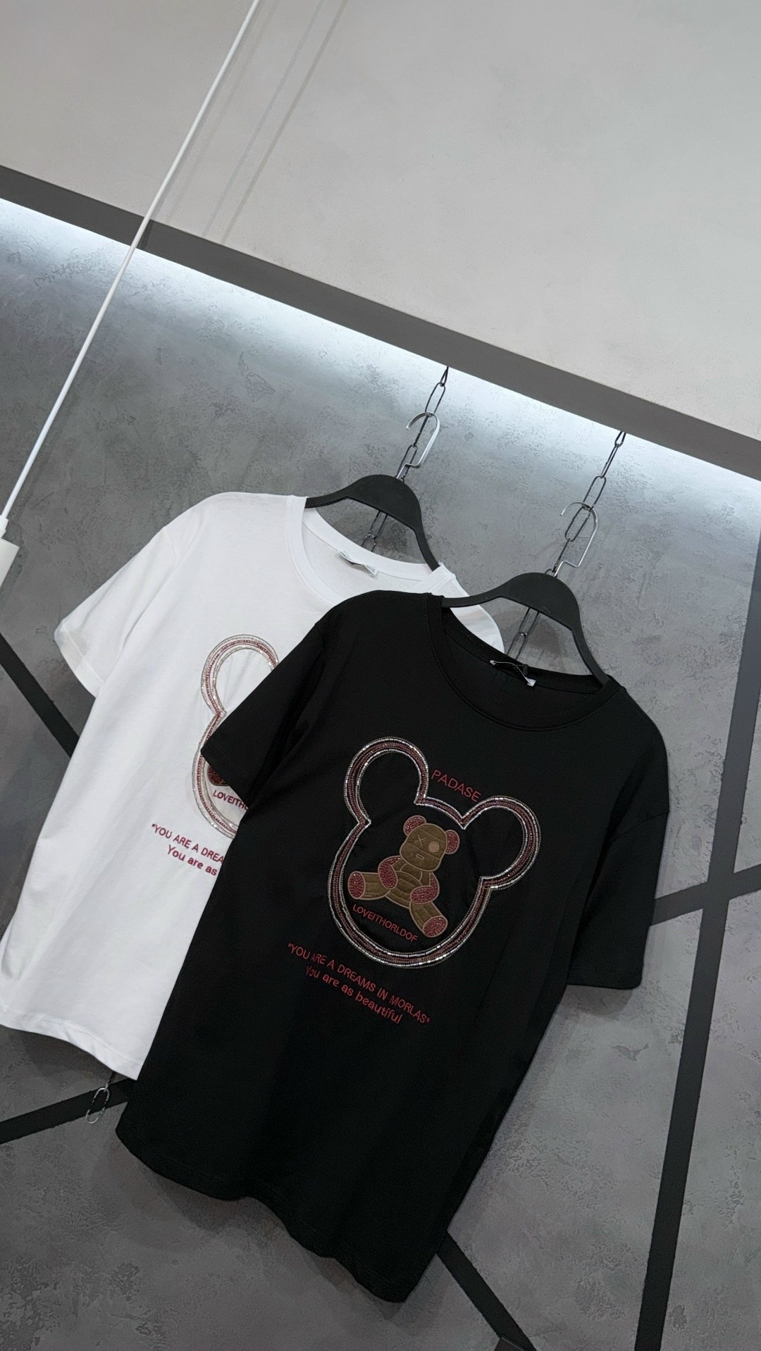 футболка с рисунком,футболки модные,стиль футболка,брендовые футболки,футболка с мишками