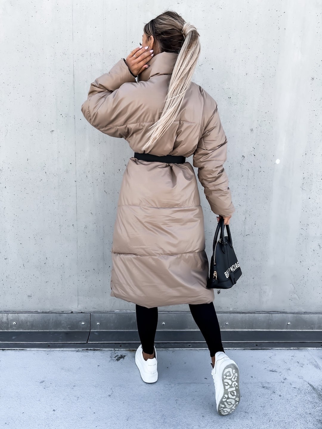 пуховик бежевый,зимний пуховик,пальто пуховик,пуховик,куртка женская