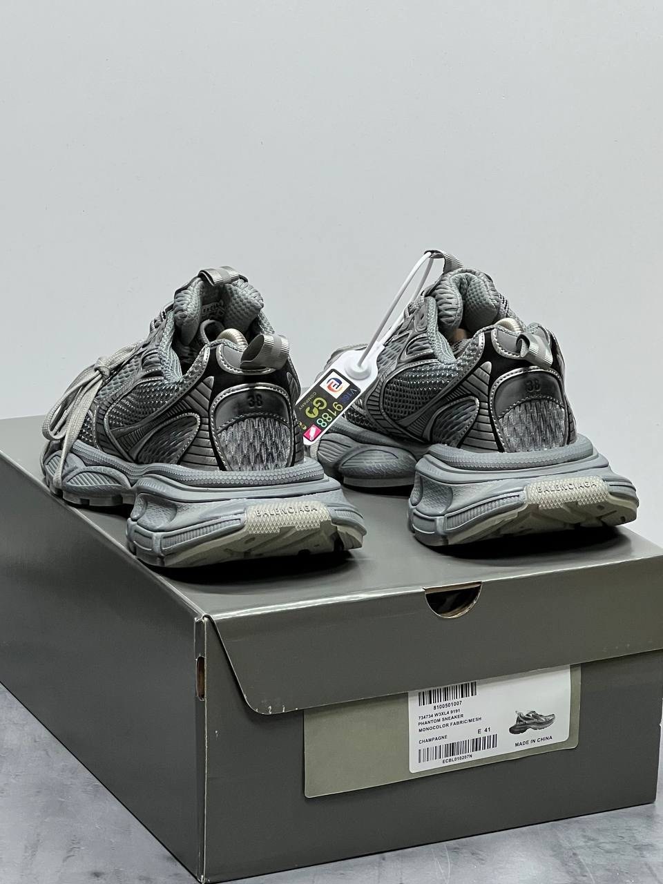 кроссовки balenciaga 3xl daddy серый/серебристый,женские кроссовки balenciaga 3xl серебристый серый,кроссовки balenciaga,кроссовки в стиле balenciaga copy 1:1,мужские массивные кроссовки balenciaga 3x