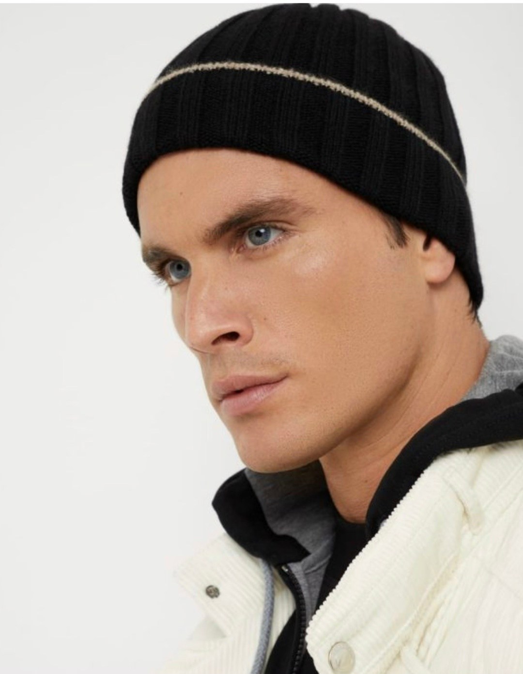 шапка brunello cucinelli черный,мужская зимняя шапка,шапка мужская,brunello cucinelli кашемировая шапка,шапка мужская hugo boss