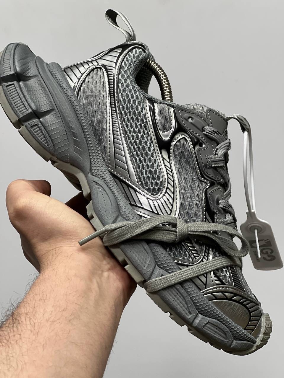 кроссовки balenciaga 3xl daddy серый/серебристый,женские кроссовки balenciaga 3xl серебристый серый,кроссовки balenciaga,кроссовки в стиле balenciaga copy 1:1,мужские массивные кроссовки balenciaga 3x