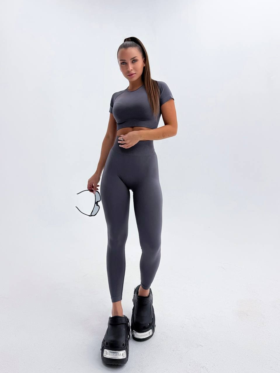 легинсы для фитнеса,костюм для фитнеса,спортивные легинсы,спортивный костюм для фитнеса женский,женский костюм для фитнеса