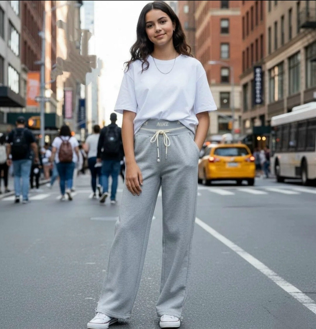 серые спортивные штаны широкие,серые спортивные штаны женские оверсайз,спортивные брюки оверсайз,серые спортивные штаны,спортивные брюки ezwear plus с кулиской на талии shein светло-серый