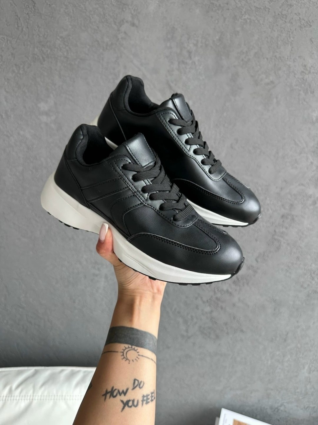 женские кроссовки,,кроссовки оптом,кроссовки кожа,кроссовки черные