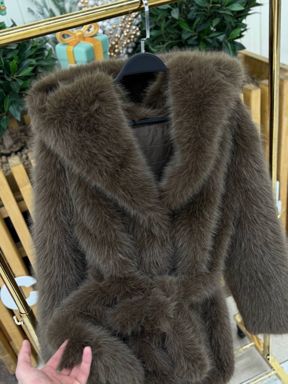 женская шуба,шуба,пальто из искусственного меха,женское короткое пальто из кроличьего меха,шуба из искусственного меха с поясом
