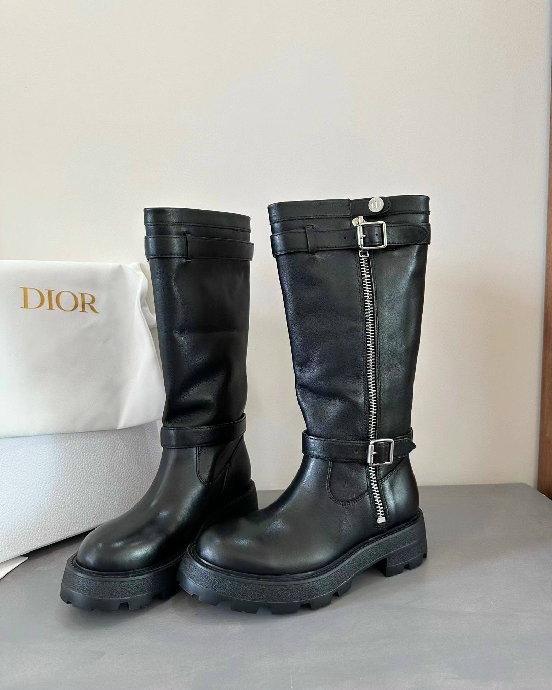 женские сапоги,сапоги диор,сапоги,,сапоги christian dior