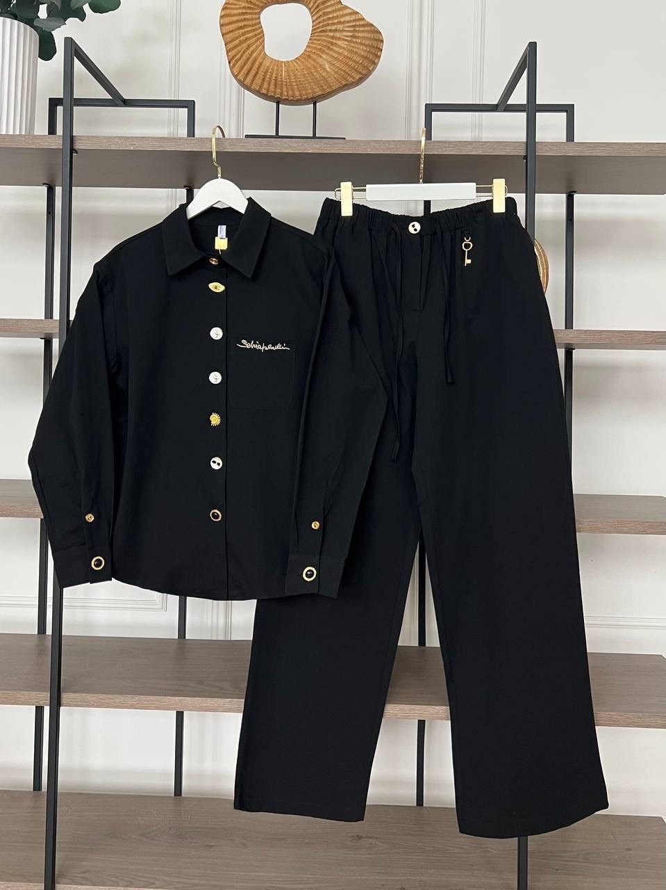 черная рубашка,рубашка женская,элегантная рубашка,рубашка модная,классическая рубашка